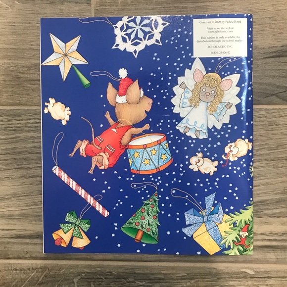 Reindeer plush and If you take a mouse to the movies book - Picture 8 of 8